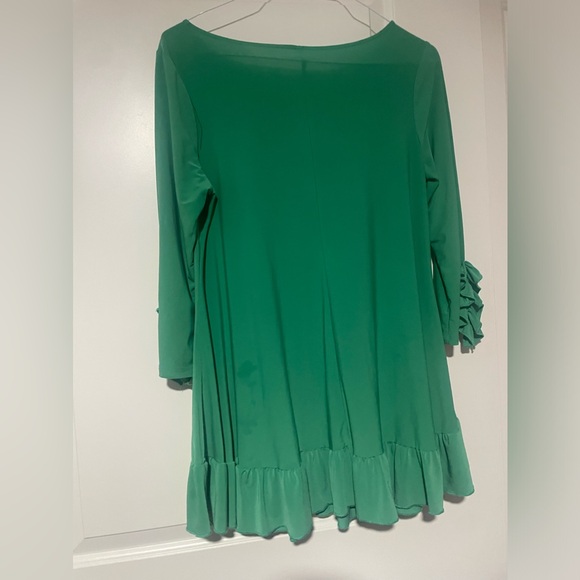 ON HOLD Till Wednesday 💚Boutique Pearl Green Tunic💚 - Picture 4 of 5